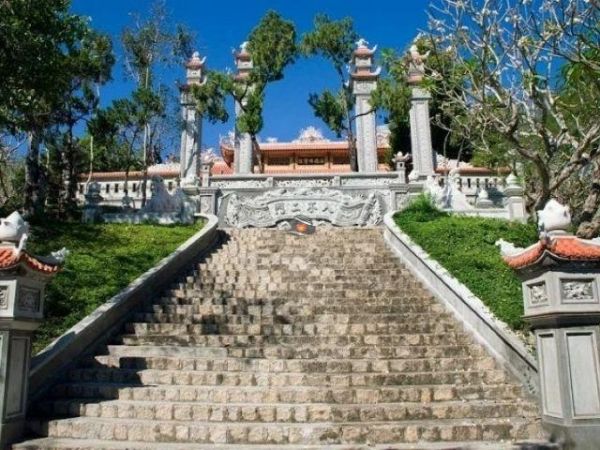 Hai Duc Pagoda